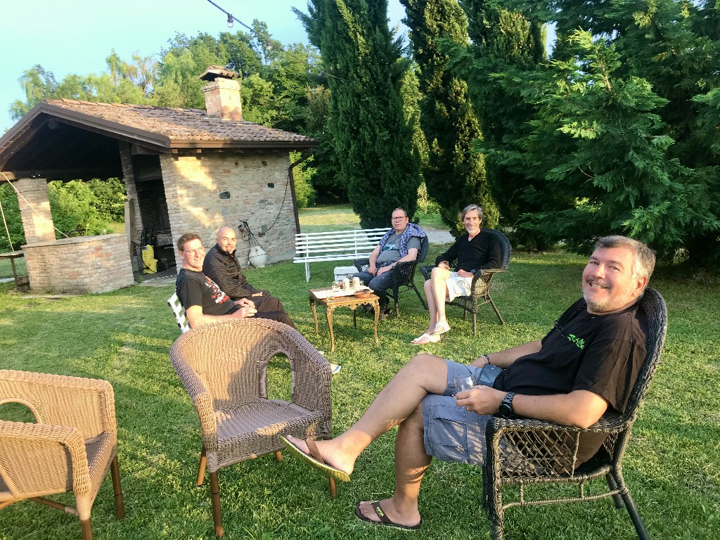 Apéro dans le jardin